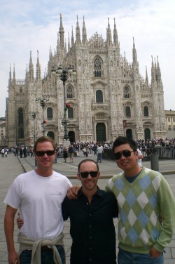 duomo_trio Outside the Duomo
